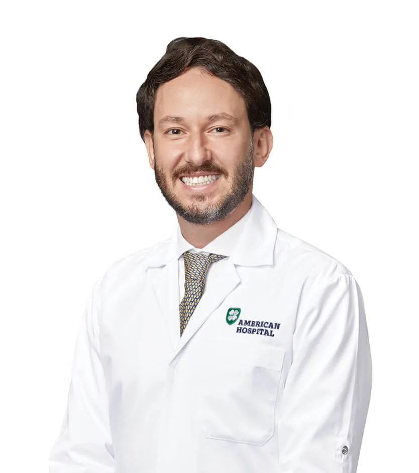 Luciano Tracia: Plastic surgeon in Dubai, United Arab Emirates